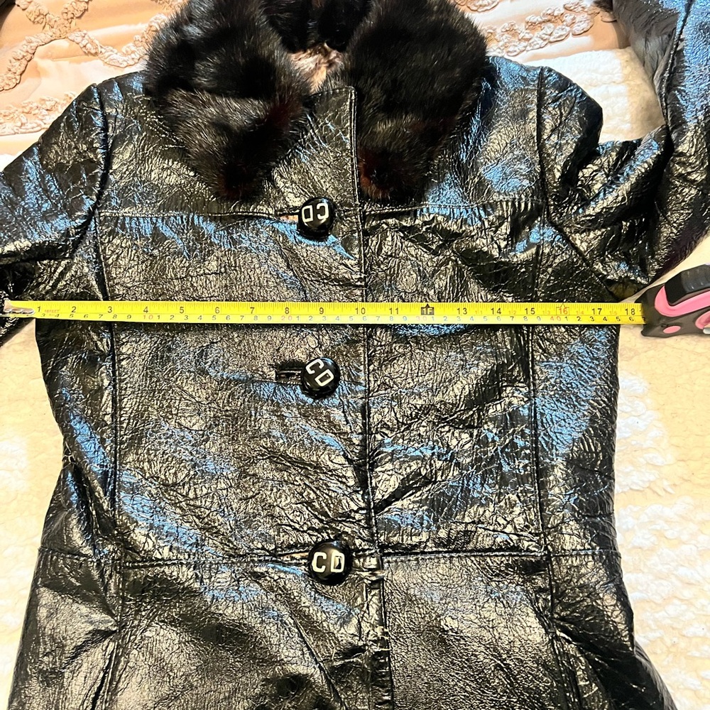 Dior CD Black Leather Coat with Faux Fur Lining - Picture 8 of 11